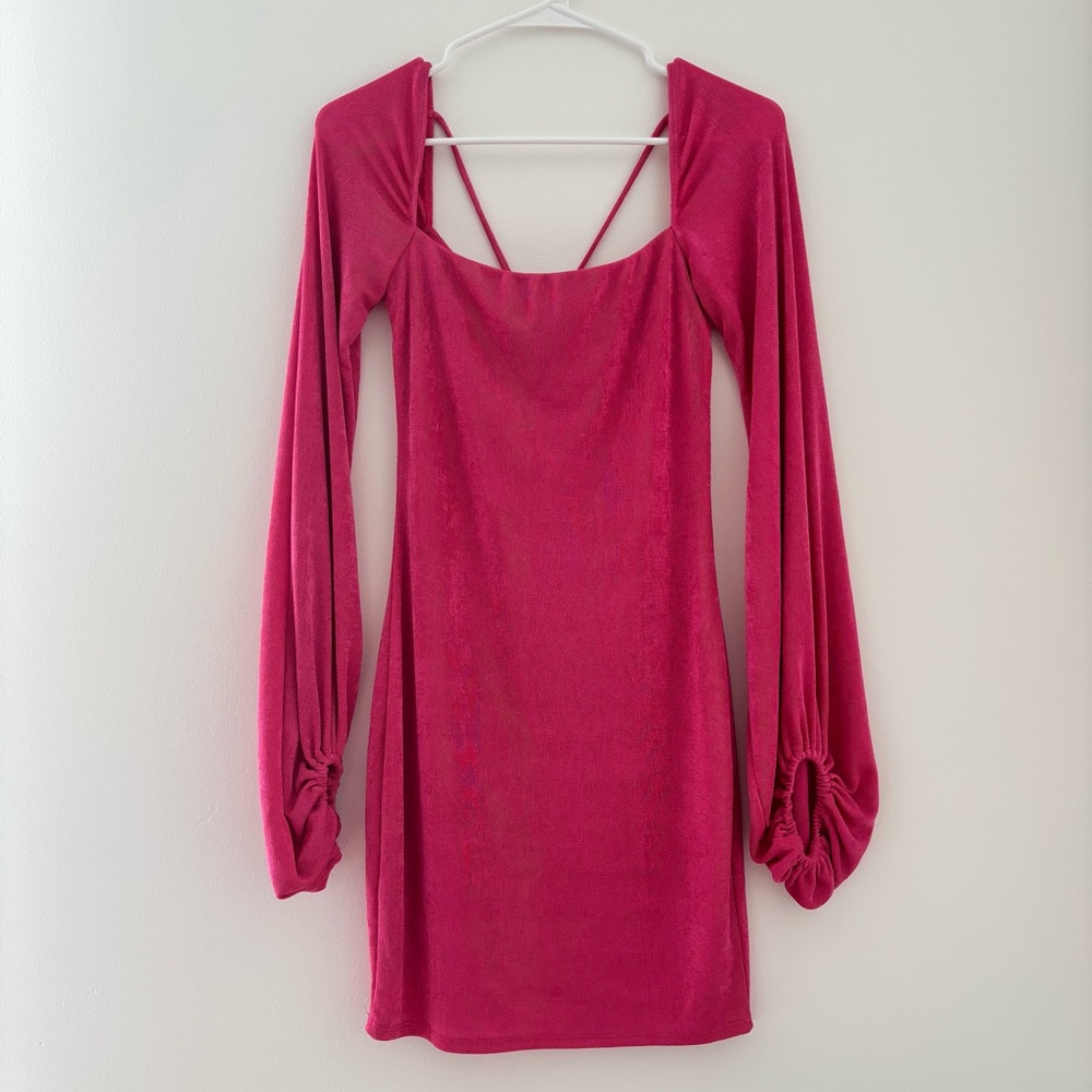 lucy in the sky shantelle dress in hot pink
